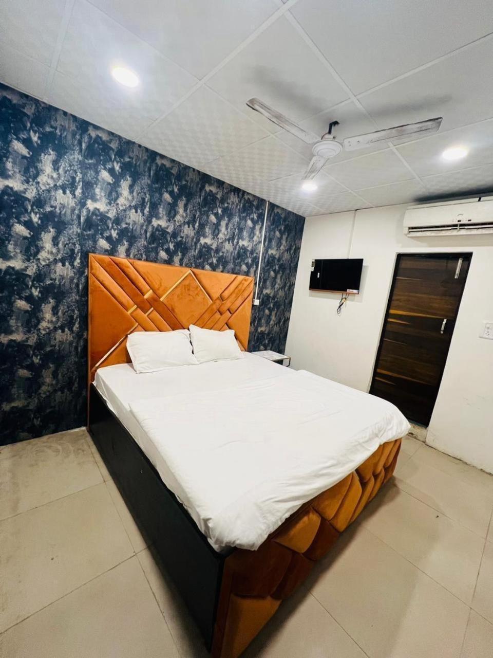 Hotel Silver Key